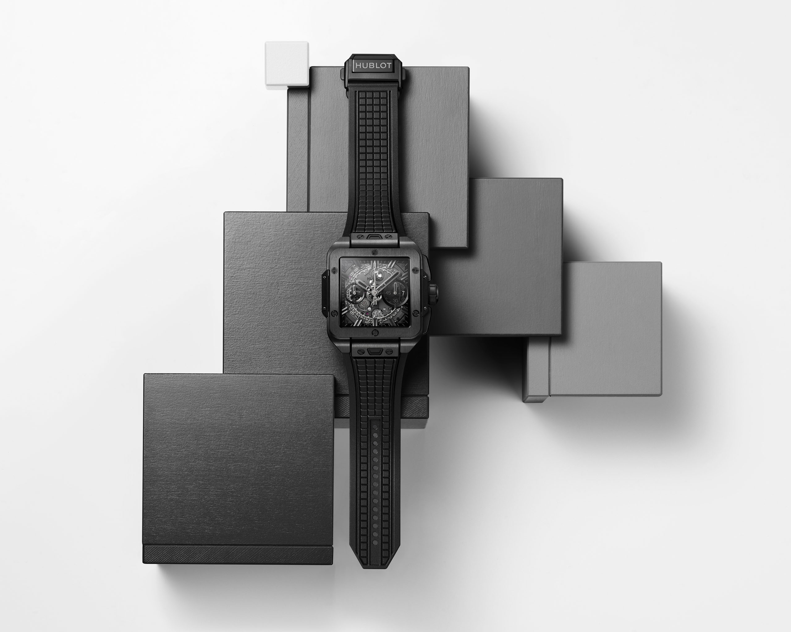 HUBLOT宇舶表Square Bang Unico全黑腕表-情境图 (2).jpg