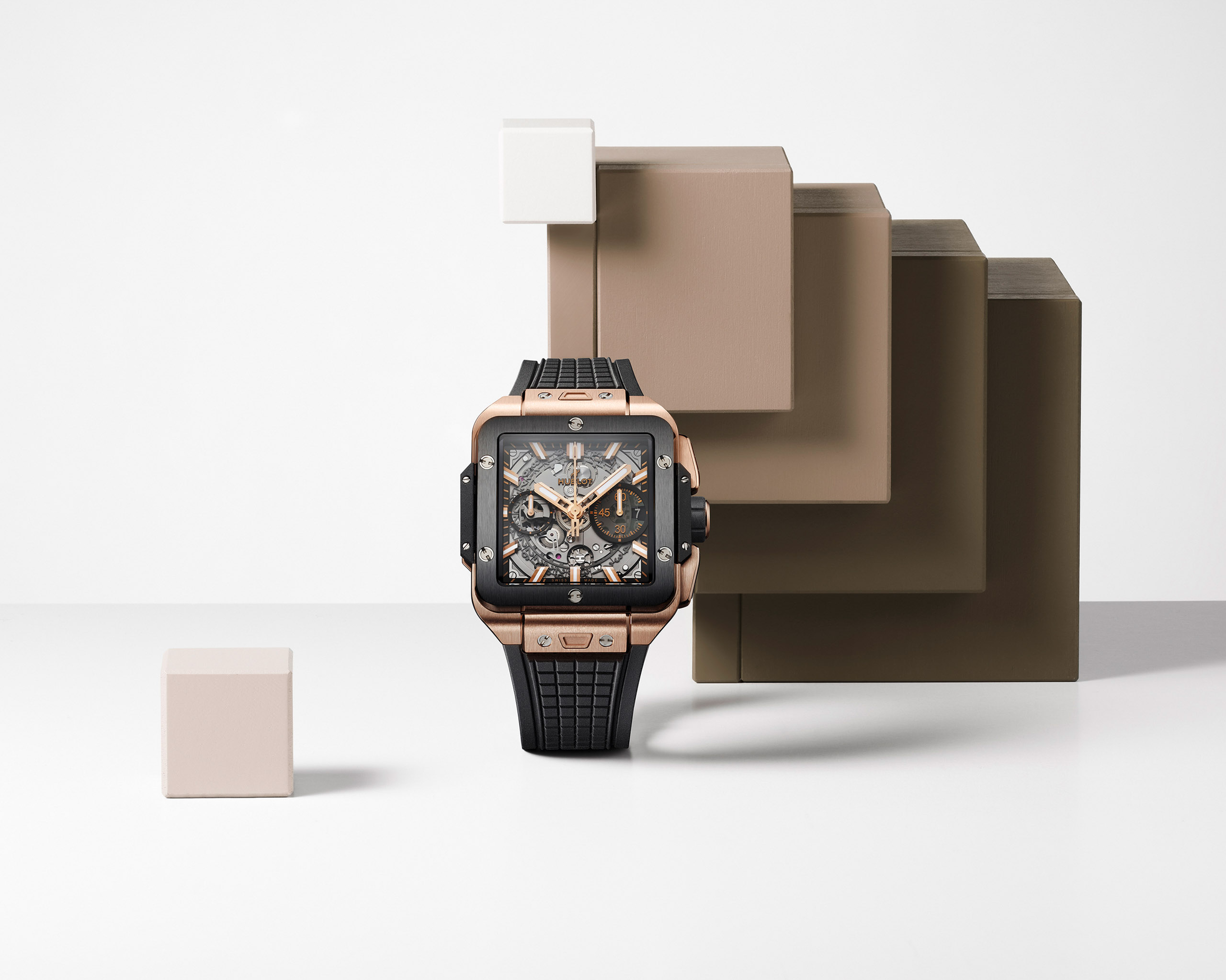 HUBLOT宇舶表Square Bang Unico王金陶瓷腕表-情境图 (1).jpg